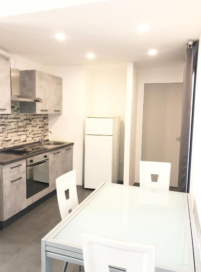 Apartamento Casa Ginevra A Cecina By Zoom In Earth Exterior foto