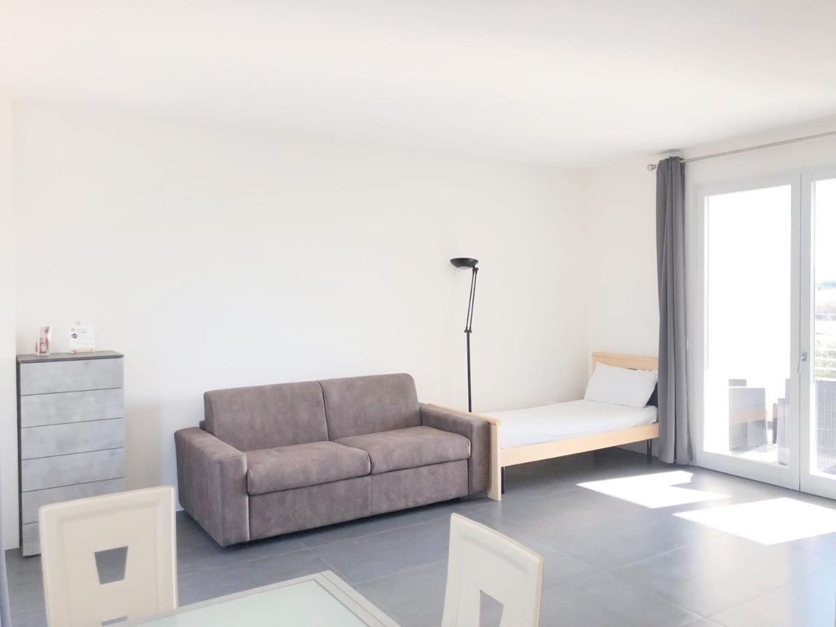 Apartamento Casa Ginevra A Cecina By Zoom In Earth Exterior foto
