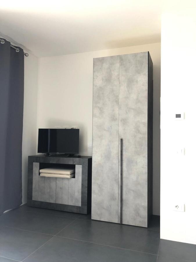 Apartamento Casa Ginevra A Cecina By Zoom In Earth Exterior foto
